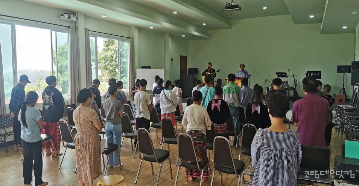 반도이뿌이교회 8월 7일 주일 예배 모습