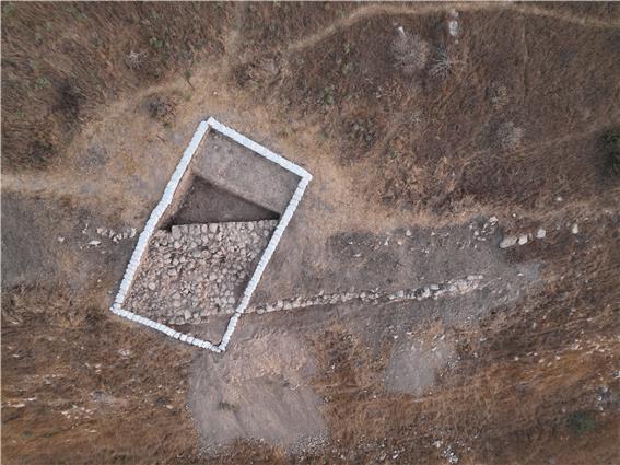 한국 발굴단에 의해 발견된 남쪽 르호보암 시대 석조 성벽 [이스라엘관광청 제공]
