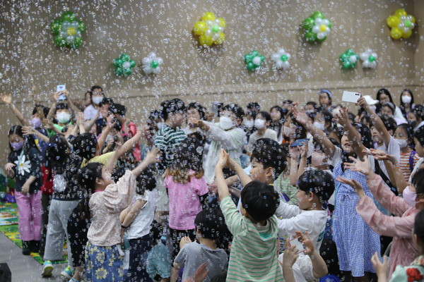 (사진: 브니엘교회 다음세대 축제 전경1)