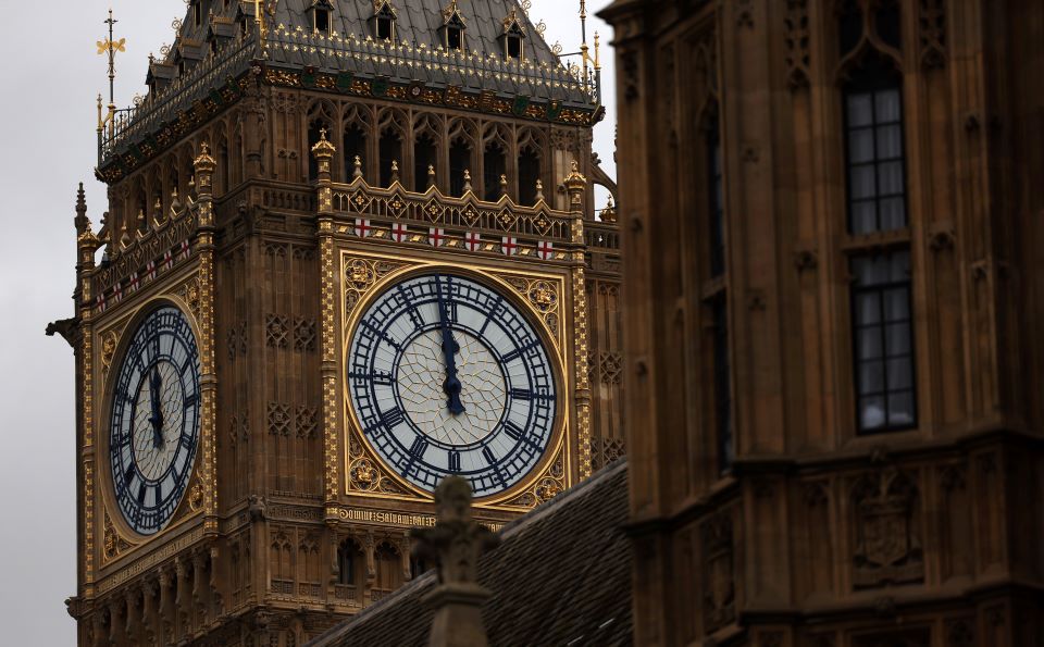 The face of Big Ben in London, Britain, 30 December 2023./ 코닷-연합 제휴 재사용 금지.